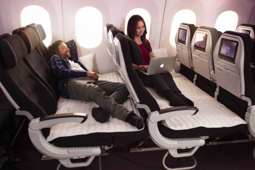 On Long Flights, Airlines Offer Couch Seating - The New York Times
