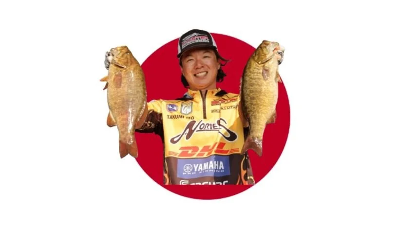 Elite series pro Taku Ito and Japanese flag