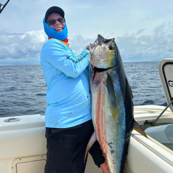 Russ Baccaglini with a large yellowfin tuna caught in Panama
