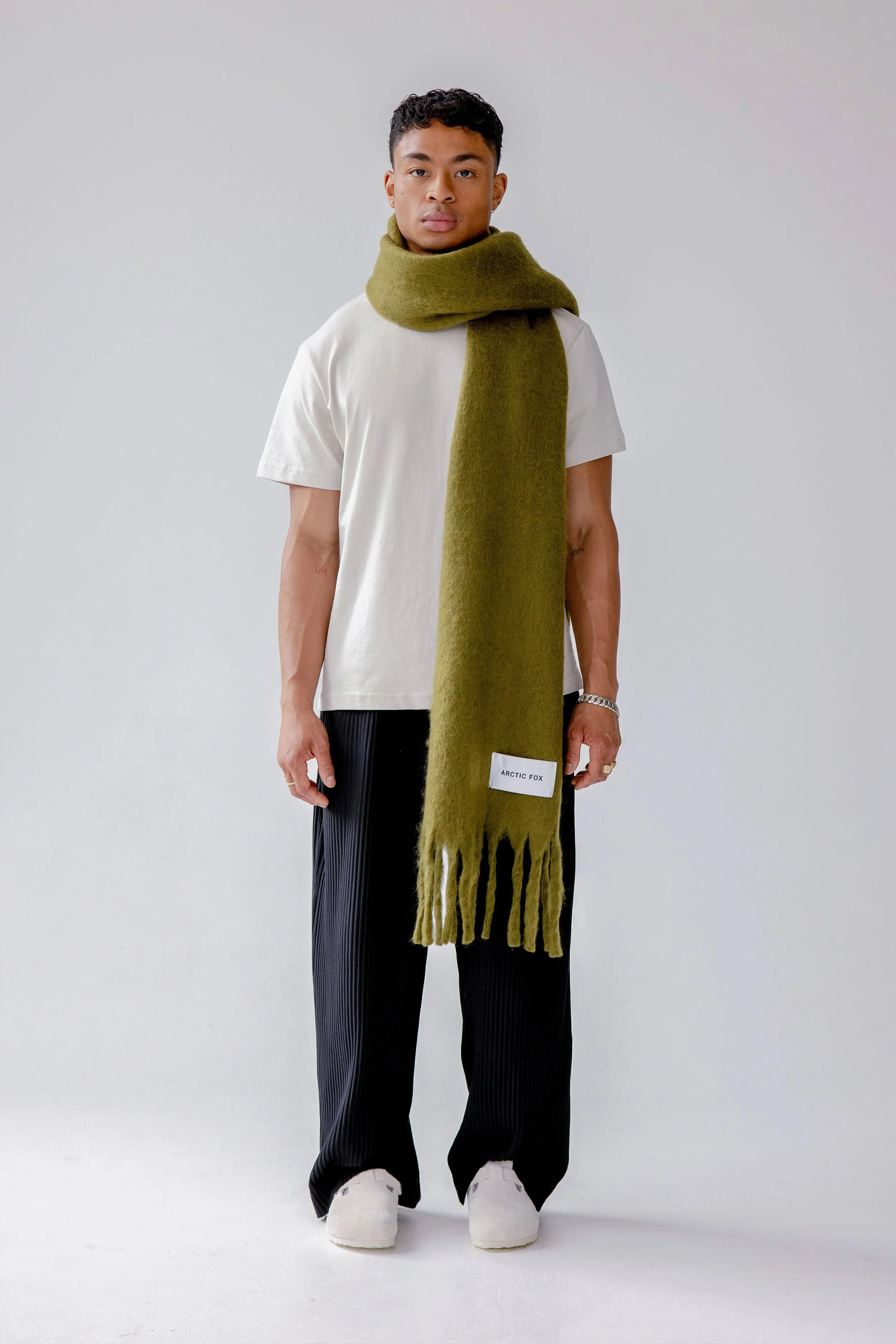arctic-fox-recycled-reykjavik-scarf-kelp-green-autumn-winter-25-m16.jpg