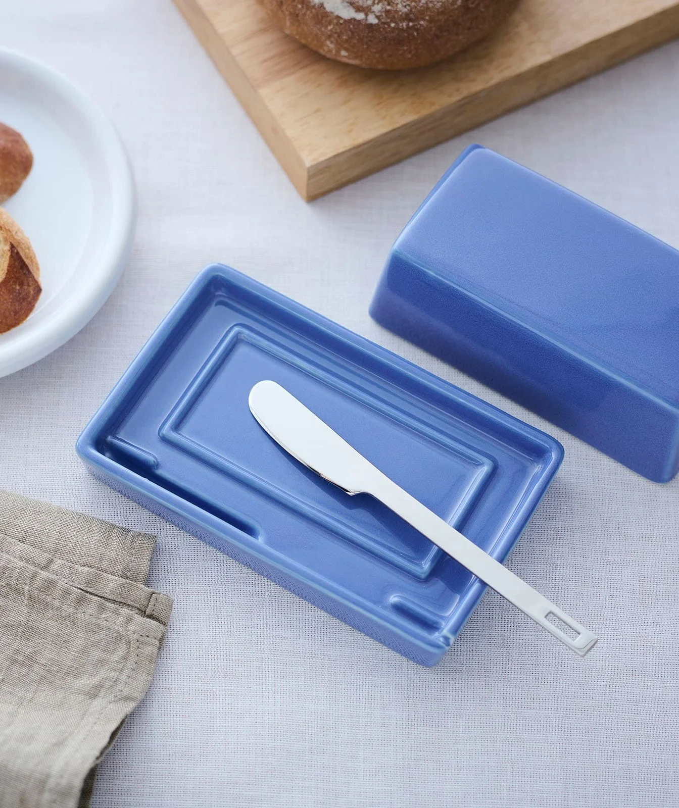 Bee House Butter Dish with Knife in Blueberry 1.jpg