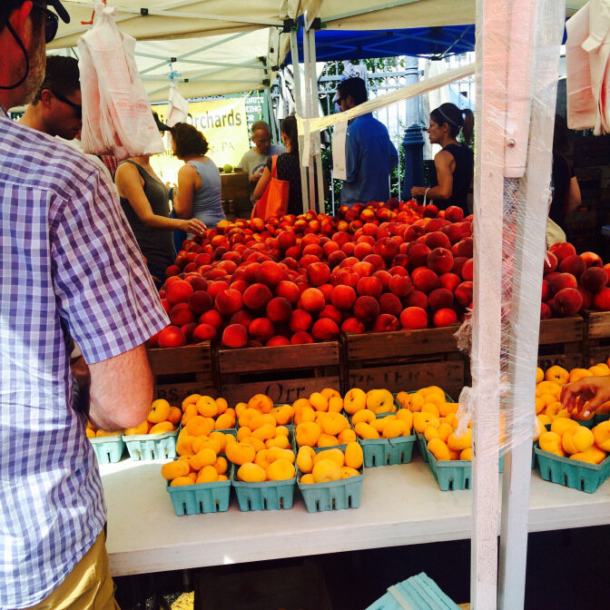 peaches-and-apricots-farmers-market.jpg