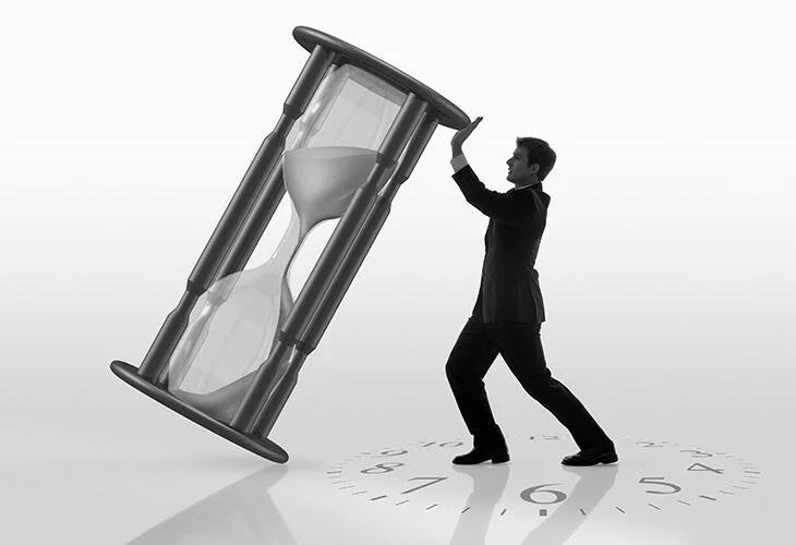 Procédure civile - Une requête fondée sur l’article 145 du code de procédure civile n'est pas une demande en justice permettant l'interruption du délai de prescription ou de forclusion