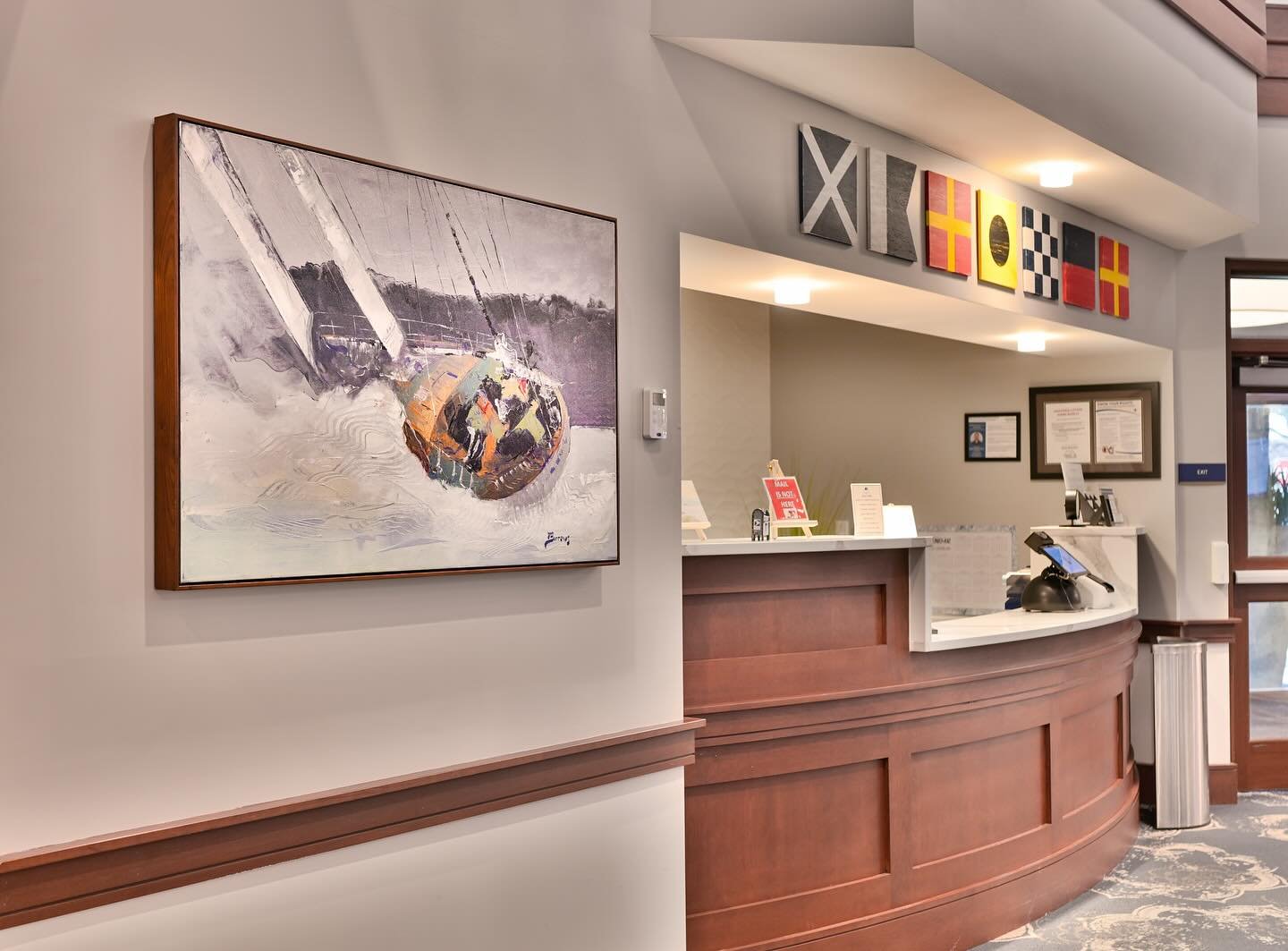 Welcome to The Mariner, a stunning luxury senior living community in Marblehead!&nbsp;🌊✨ Residents are greeted by a custom historical map of Marblehead, setting a welcoming tone for the space. The art program celebrates sophisticated nautical themes
