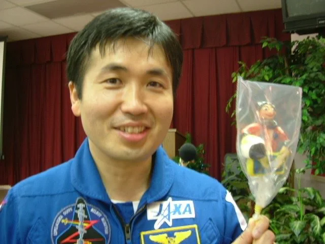 若田宇宙飛行士＆若田飴.JPG