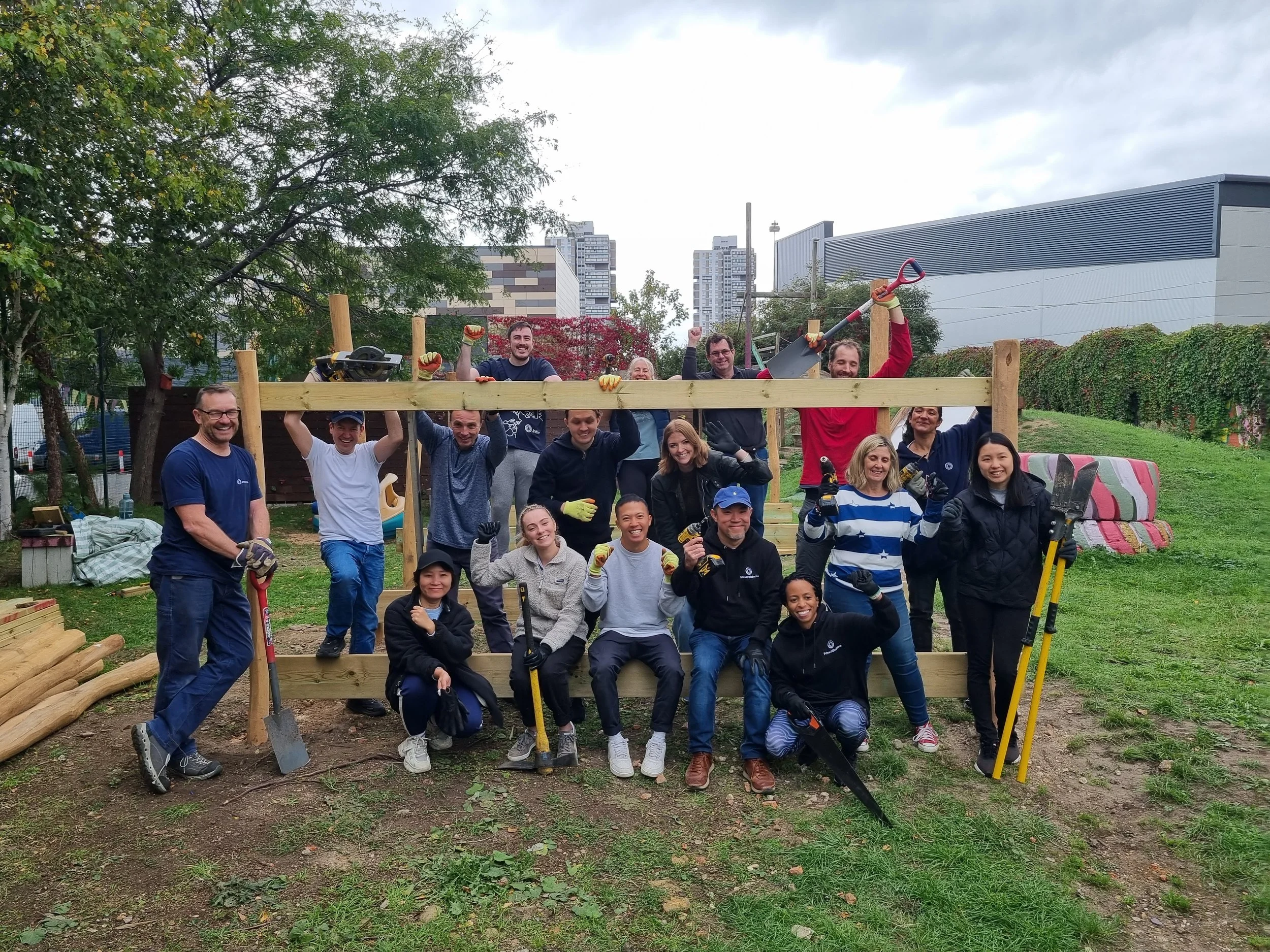 corporate volunteering london, corporate volunteering days, company volunteering days, corporate volunteer work