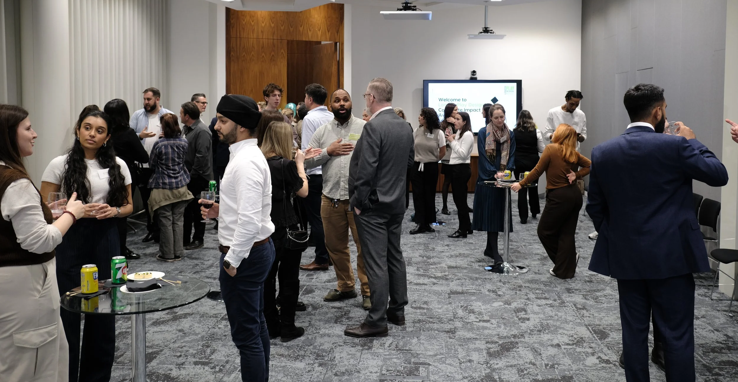 best corporate volunteer programs, corporate volunteering london, team building volunteering, team building volunteer ideas