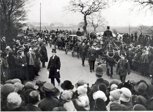 TRAGEDY IN SLADES GREEN 18TH FEBRUARY 1924 — Elaine Everest