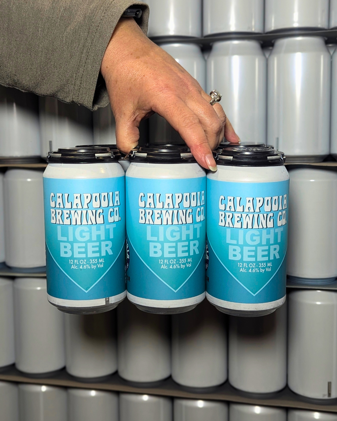 Light Beer 6-Pack.png
