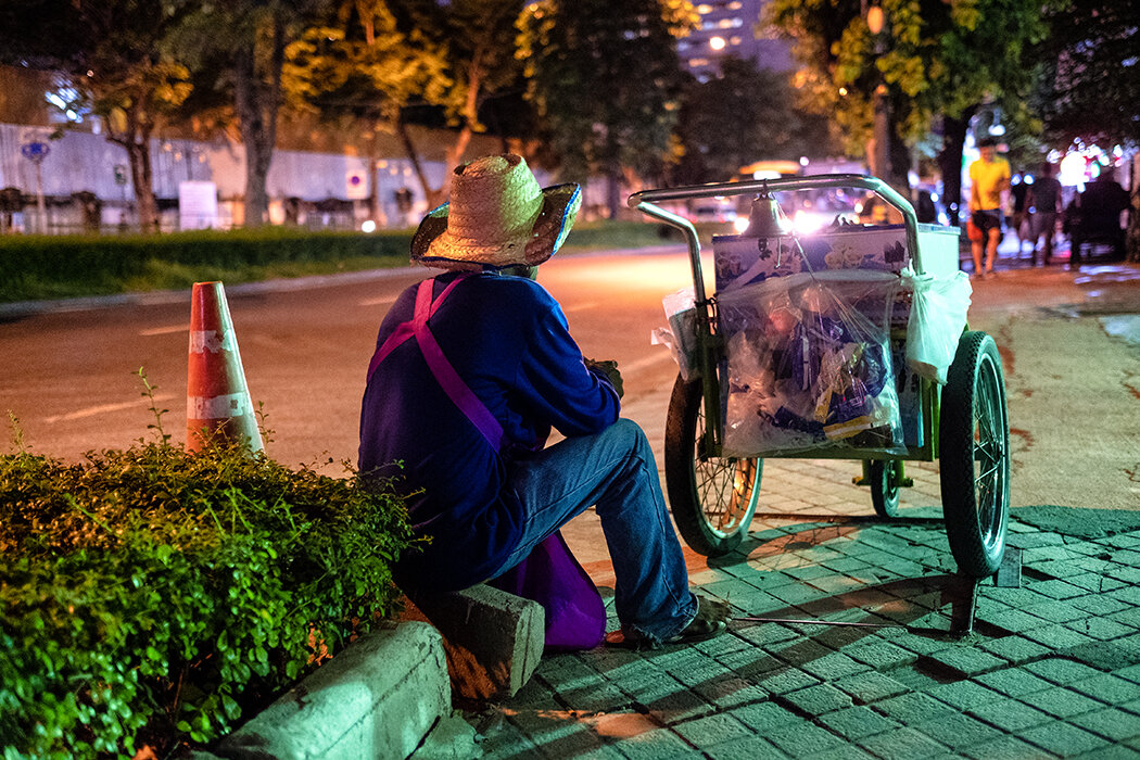 the ice cream seller.jpg