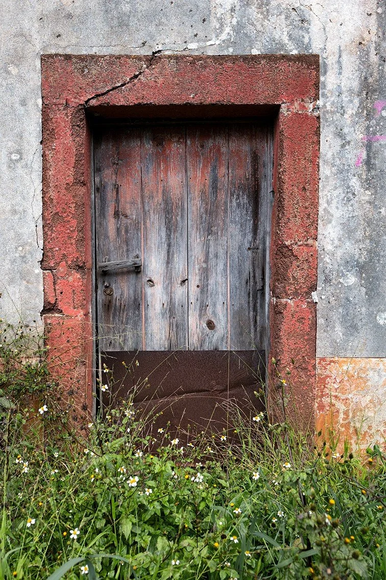 red framed barn.jpg