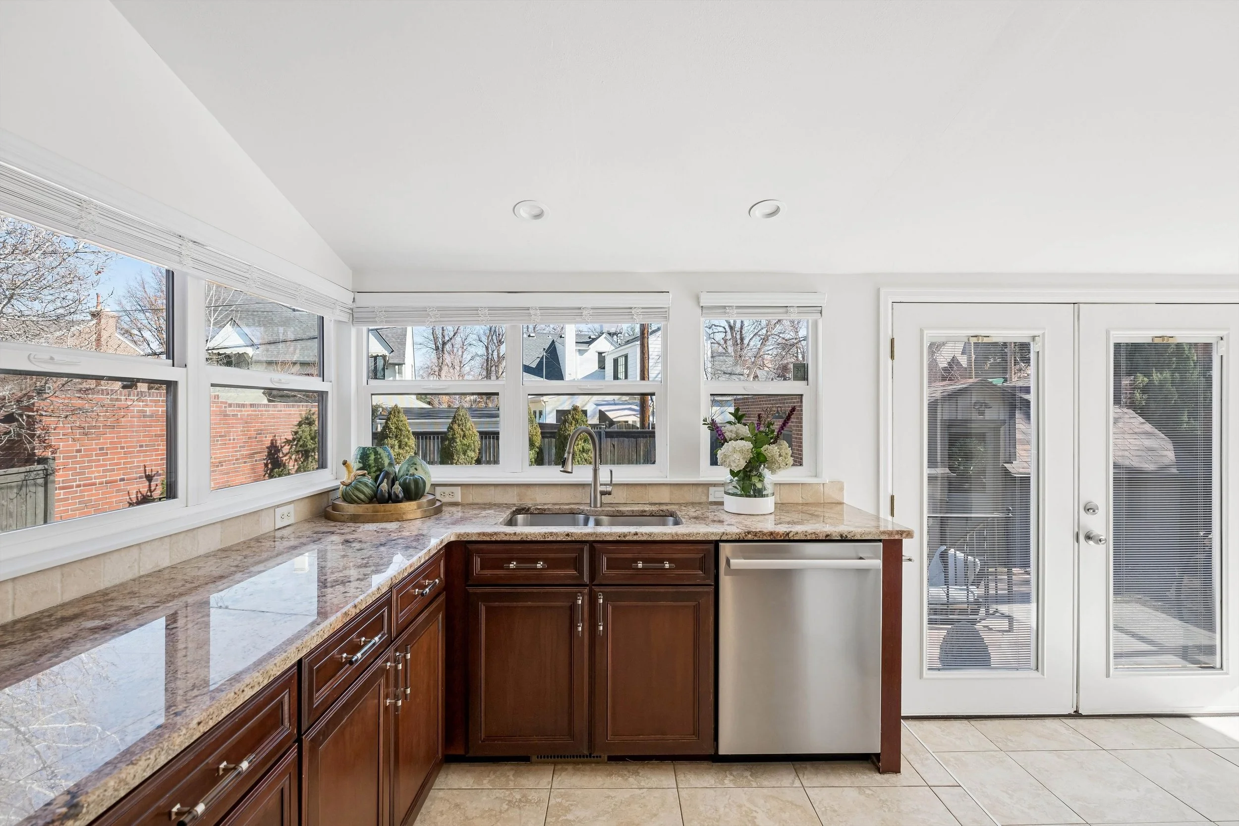 Shannon Tiger 950 S Euclid Wayphoto_online_012.jpg