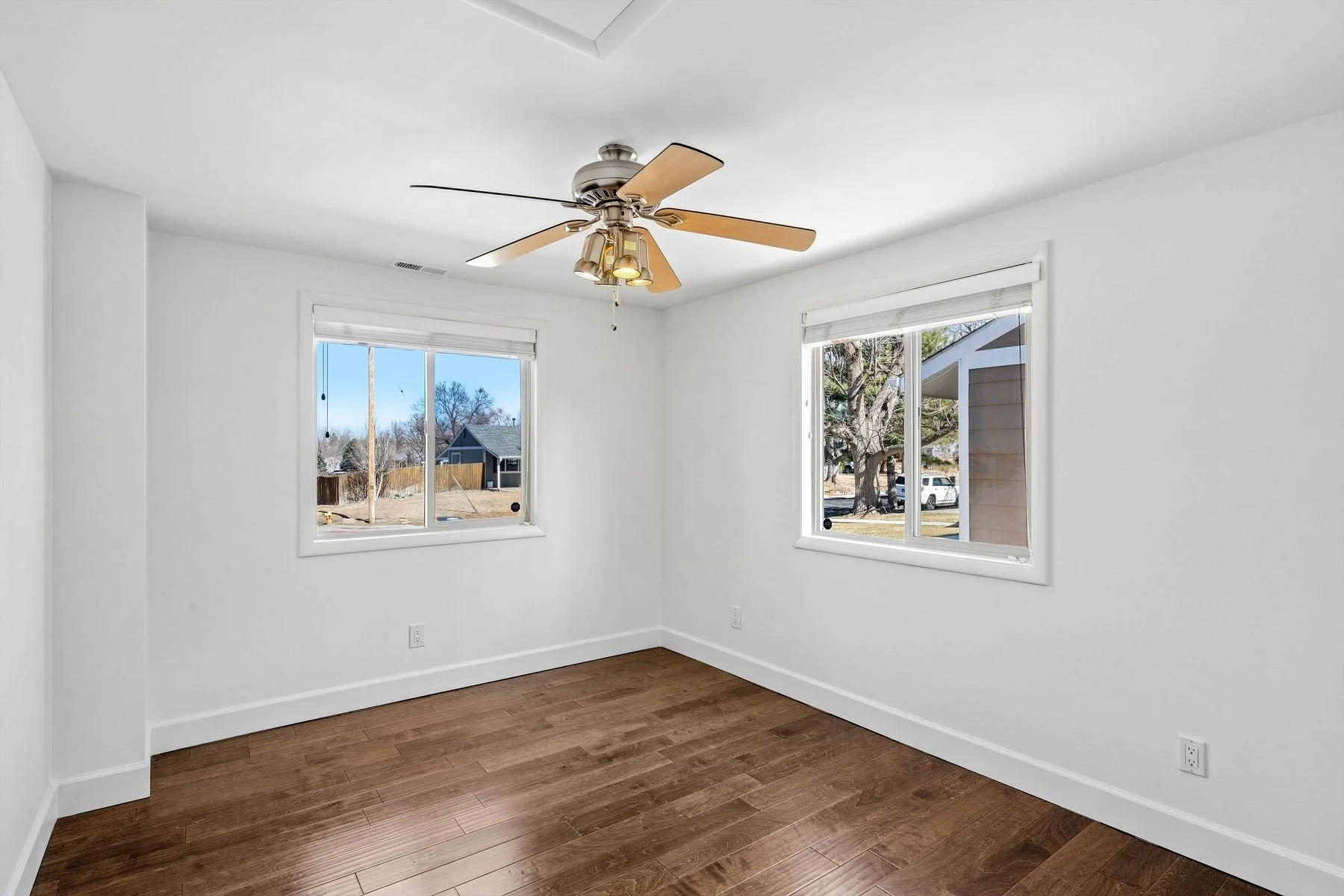 Shannon Tiger 5300 Highline Placephoto_online_019.jpg