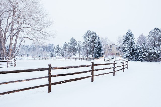640px-Cherry_Hills_Village,_CO.jpg
