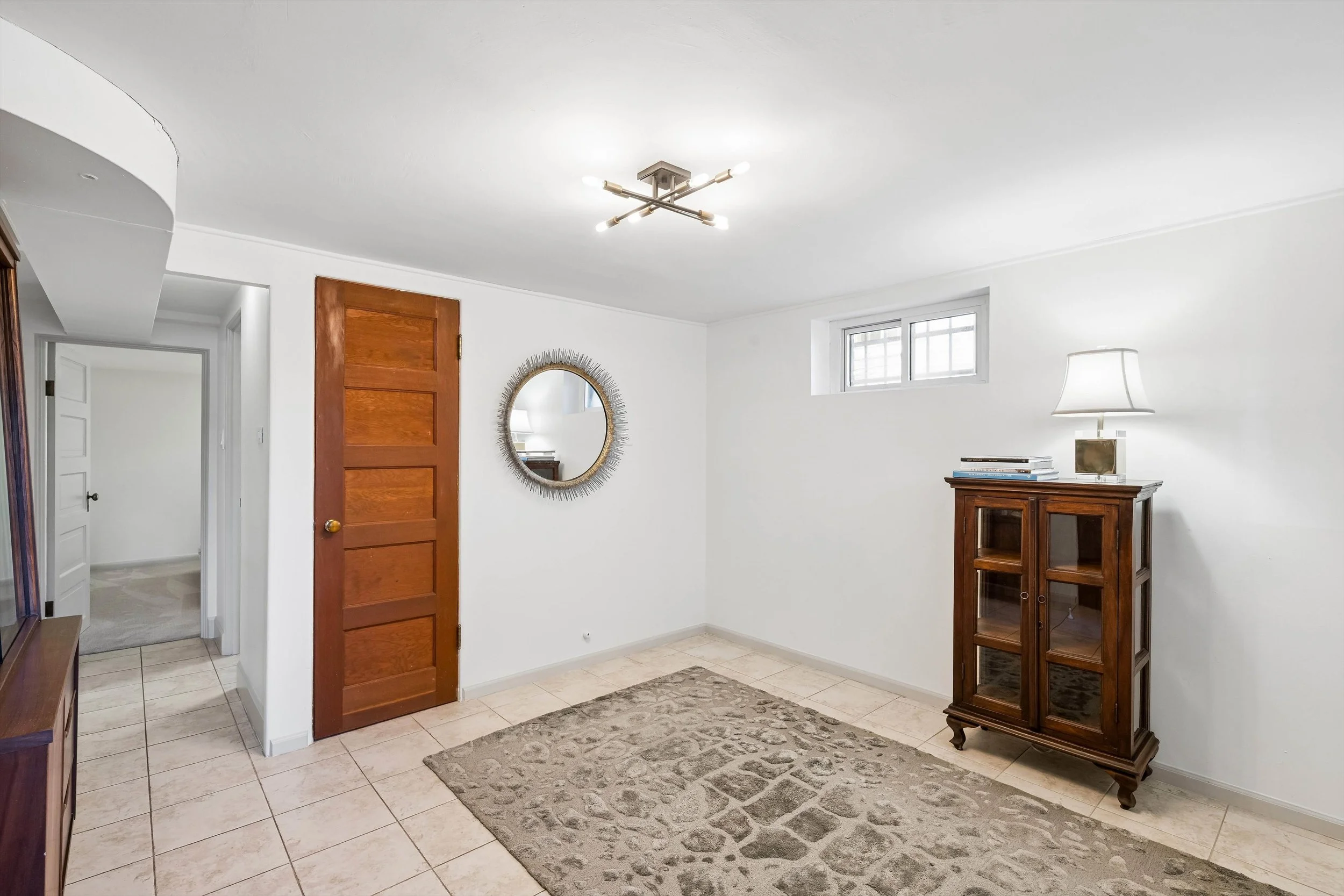 Shannon Tiger 950 S Euclid Wayphoto_online_025.jpg