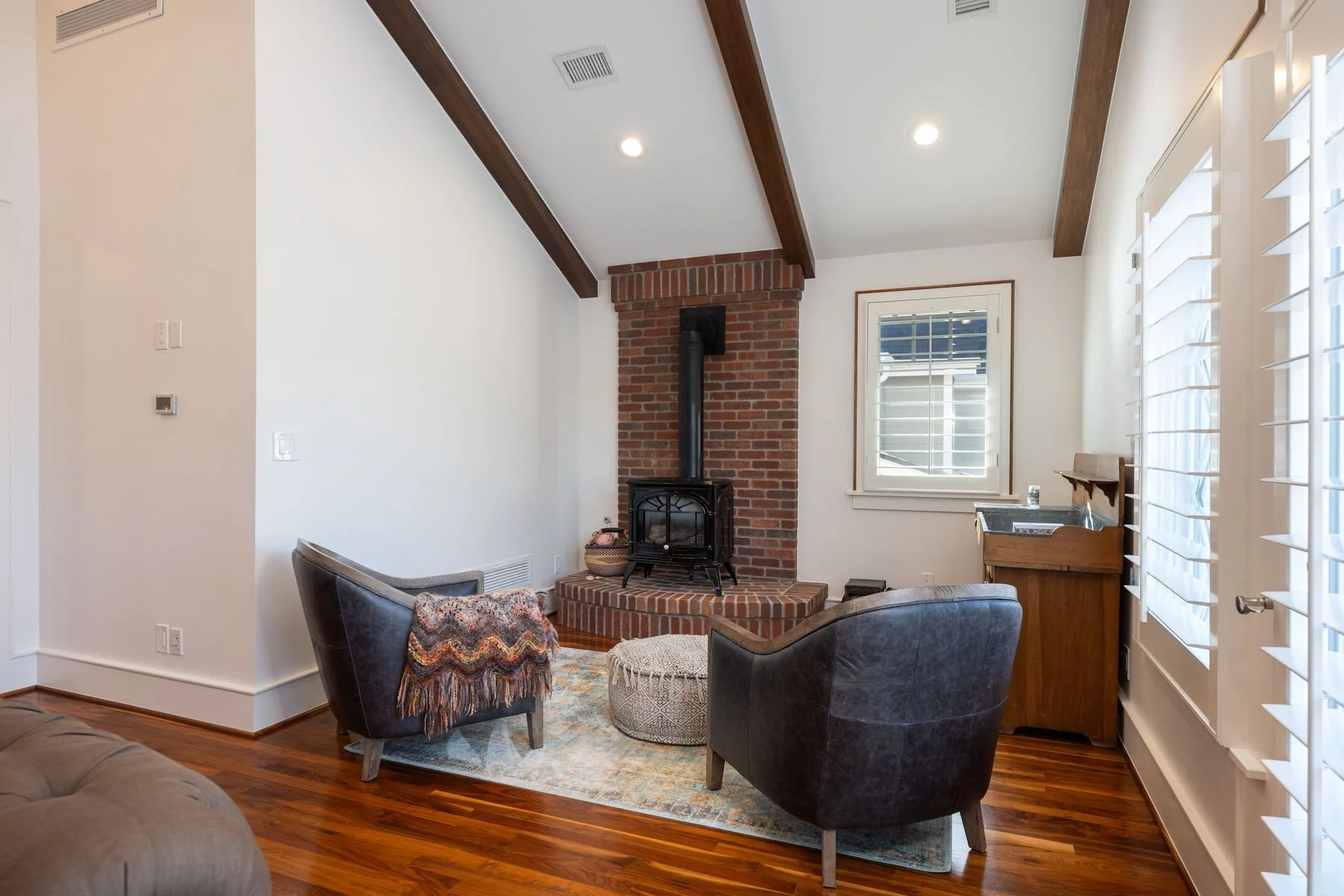 Shannon Tiger 130 S Lafayette Streetphoto_online_019.jpg