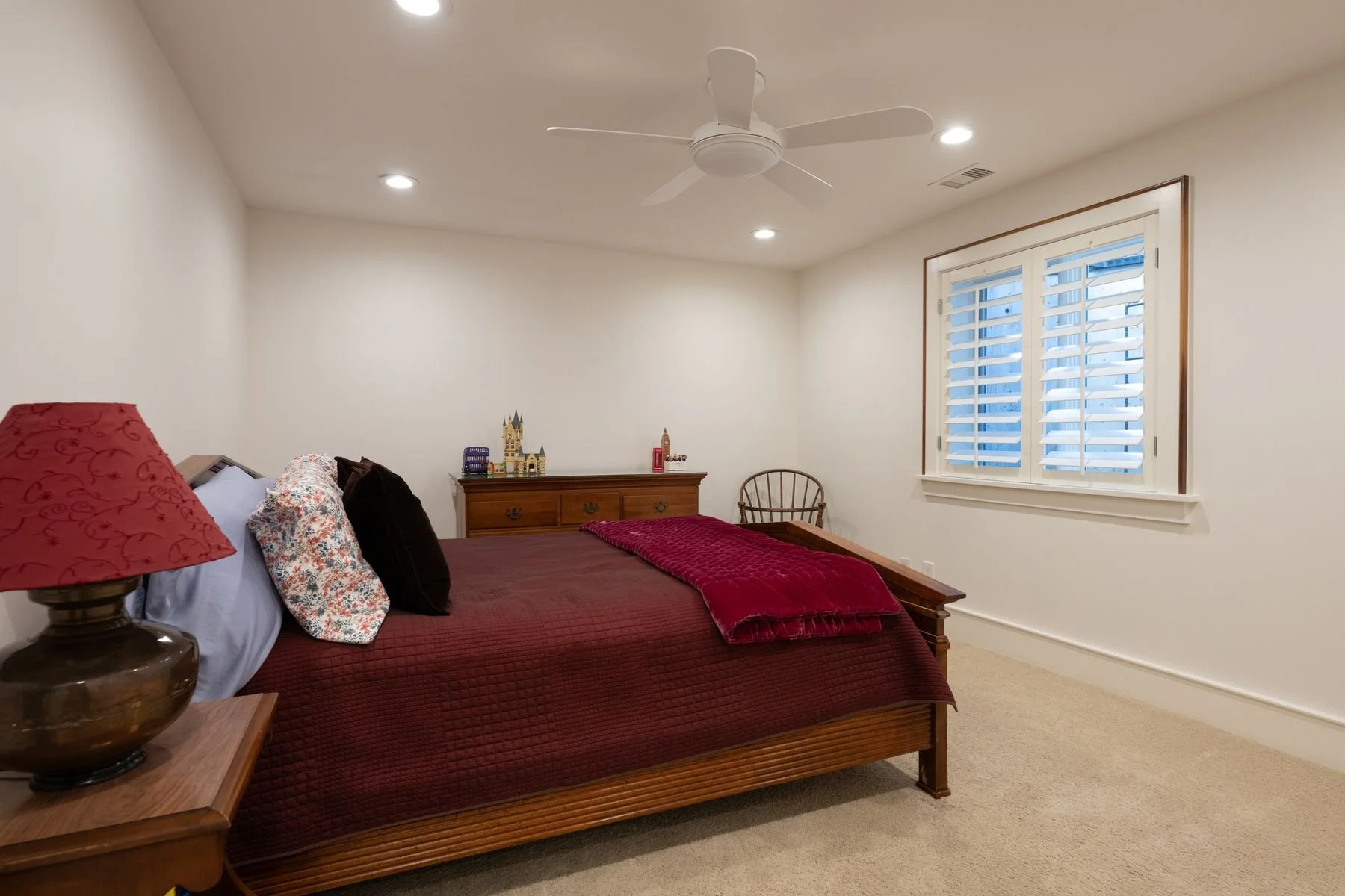 Shannon Tiger 130 S Lafayette Streetphoto_online_039.jpg