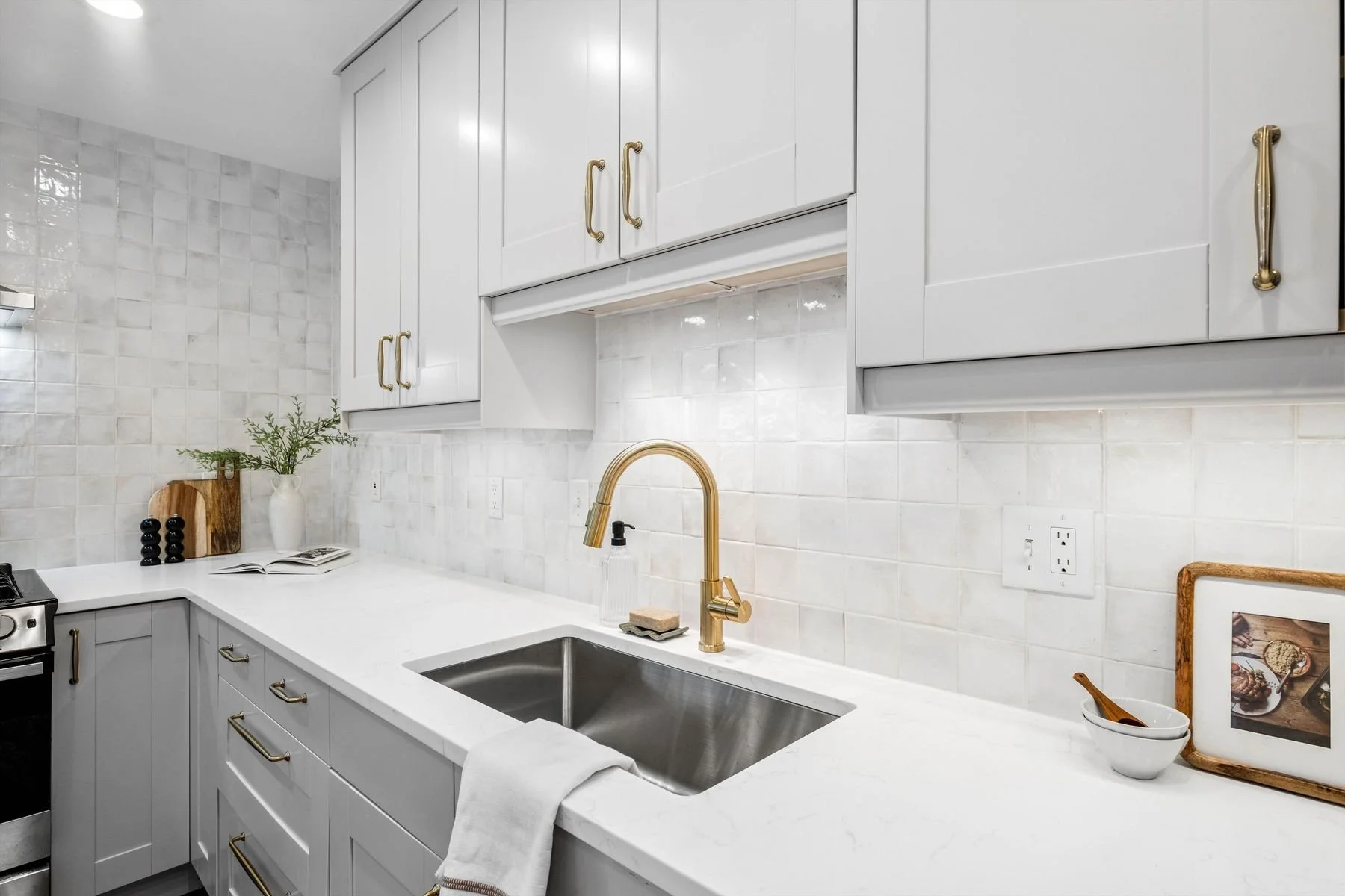 Shannon Tiger 5300 Highline Placephoto_online_001.jpg