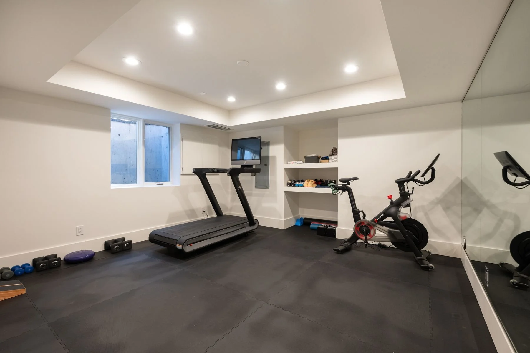 Shannon Tiger 130 S Lafayette Streetphoto_online_037.jpg