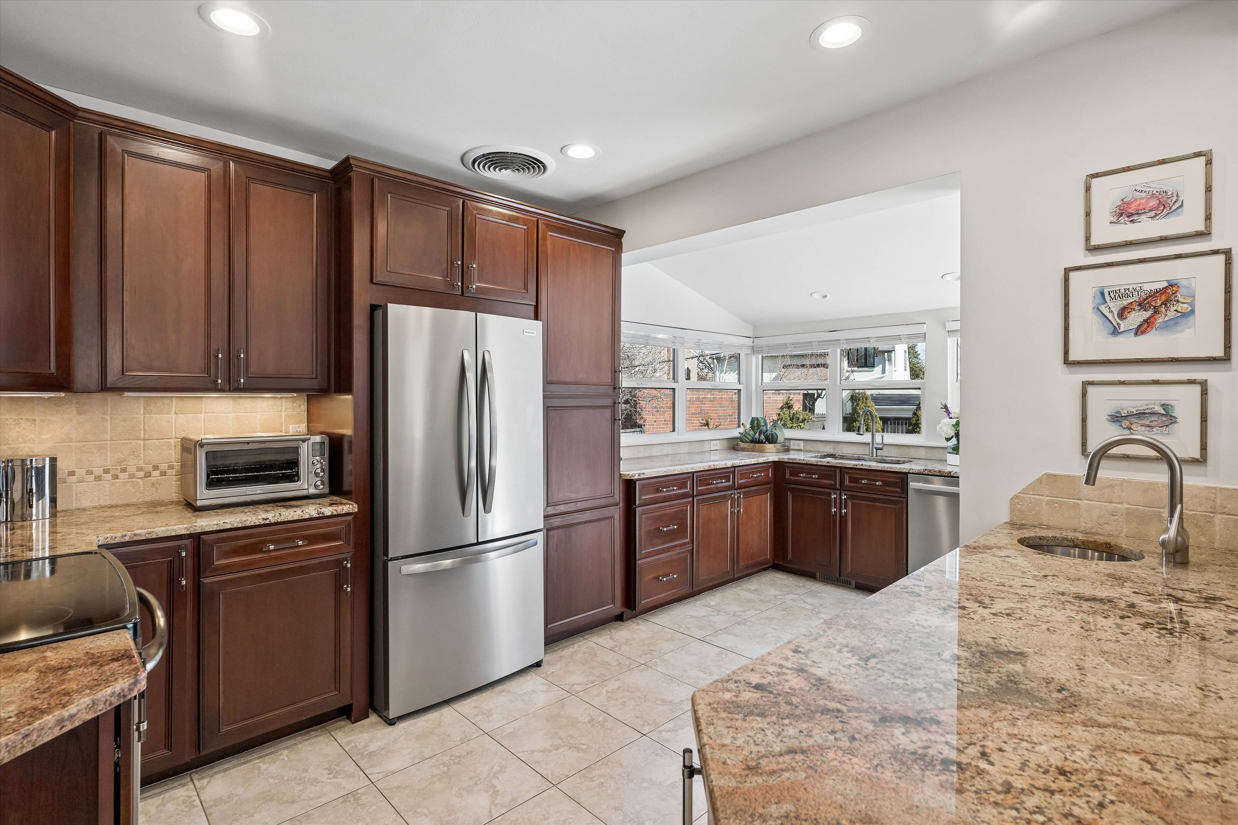 Shannon Tiger 950 S Euclid Wayphoto_online_009.jpg