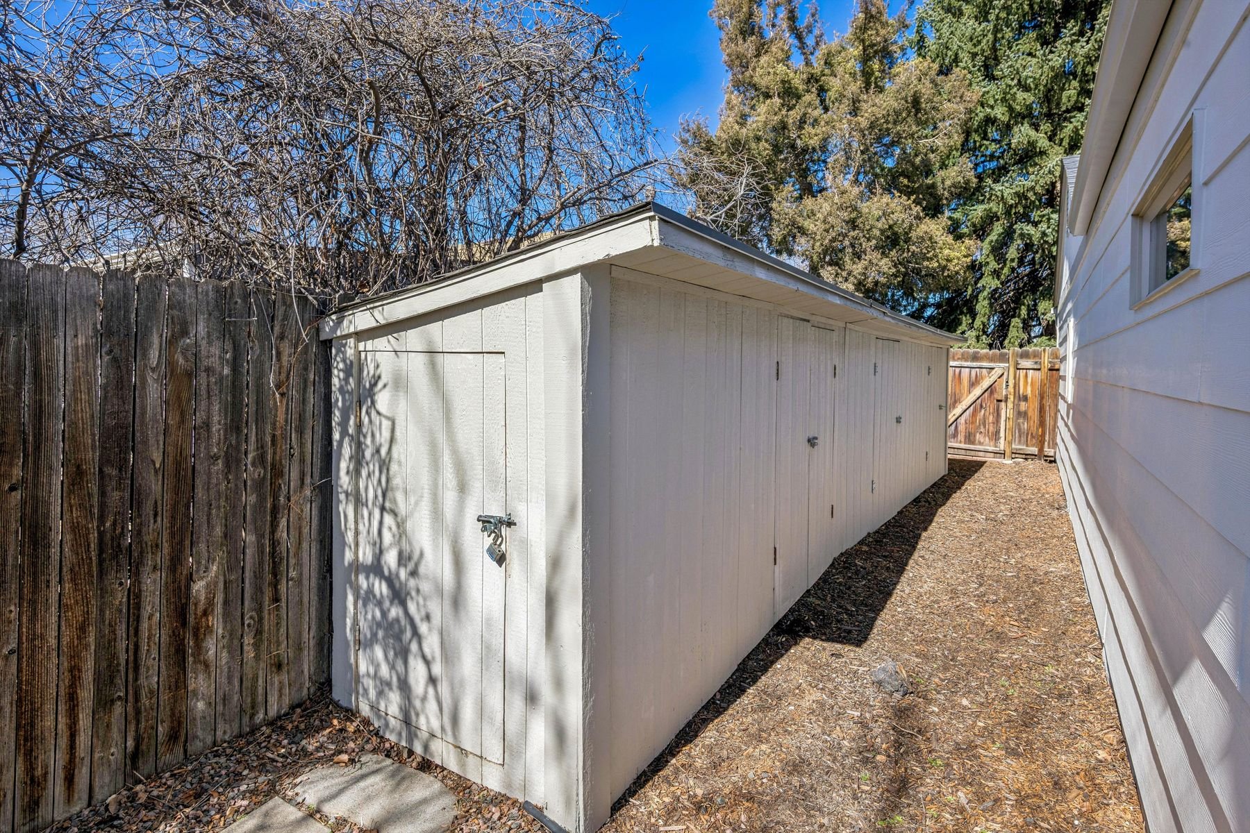 Shannon Tiger 5300 Highline Placephoto_online_023.jpg