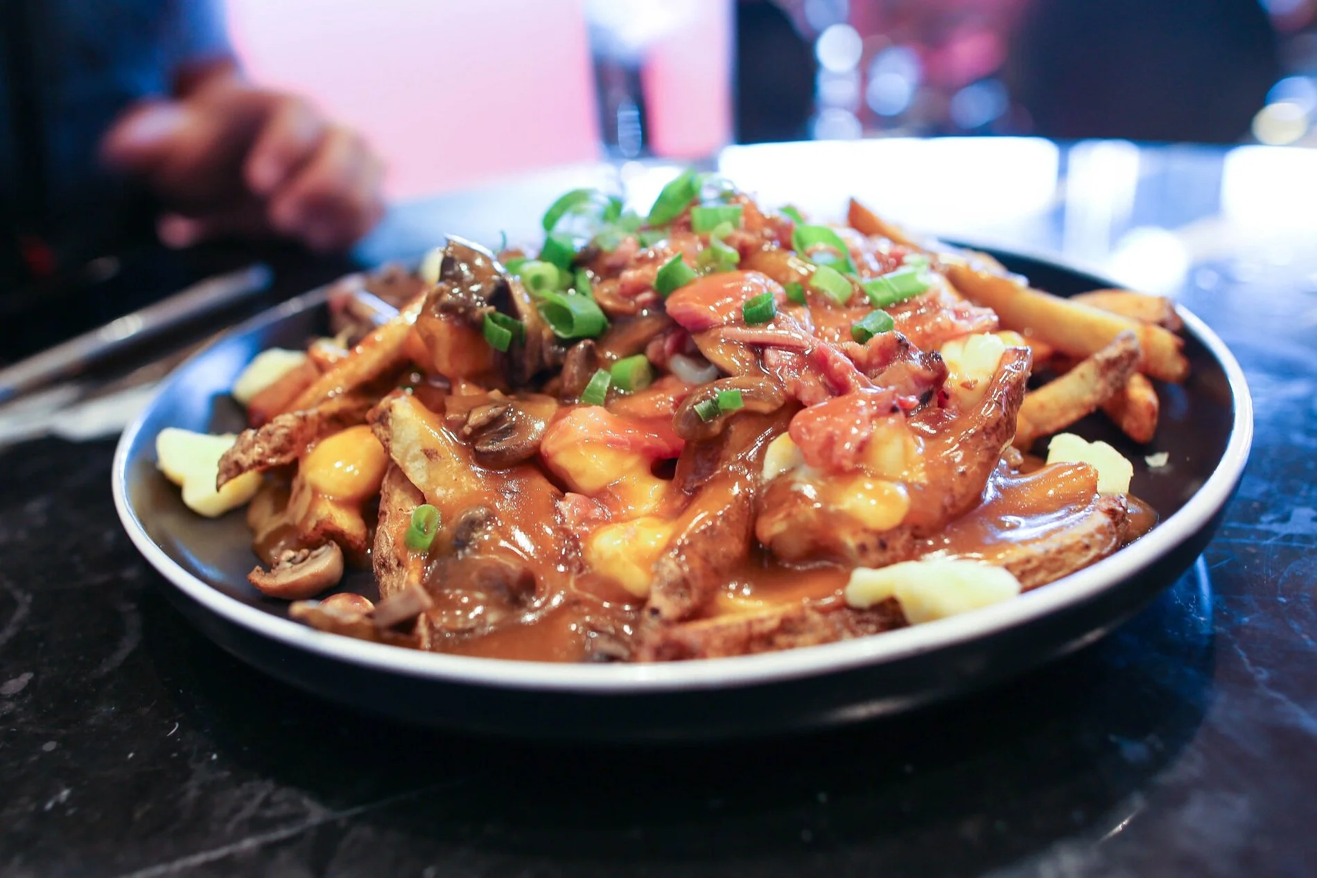 Poutine+at+airport-5369.jpg