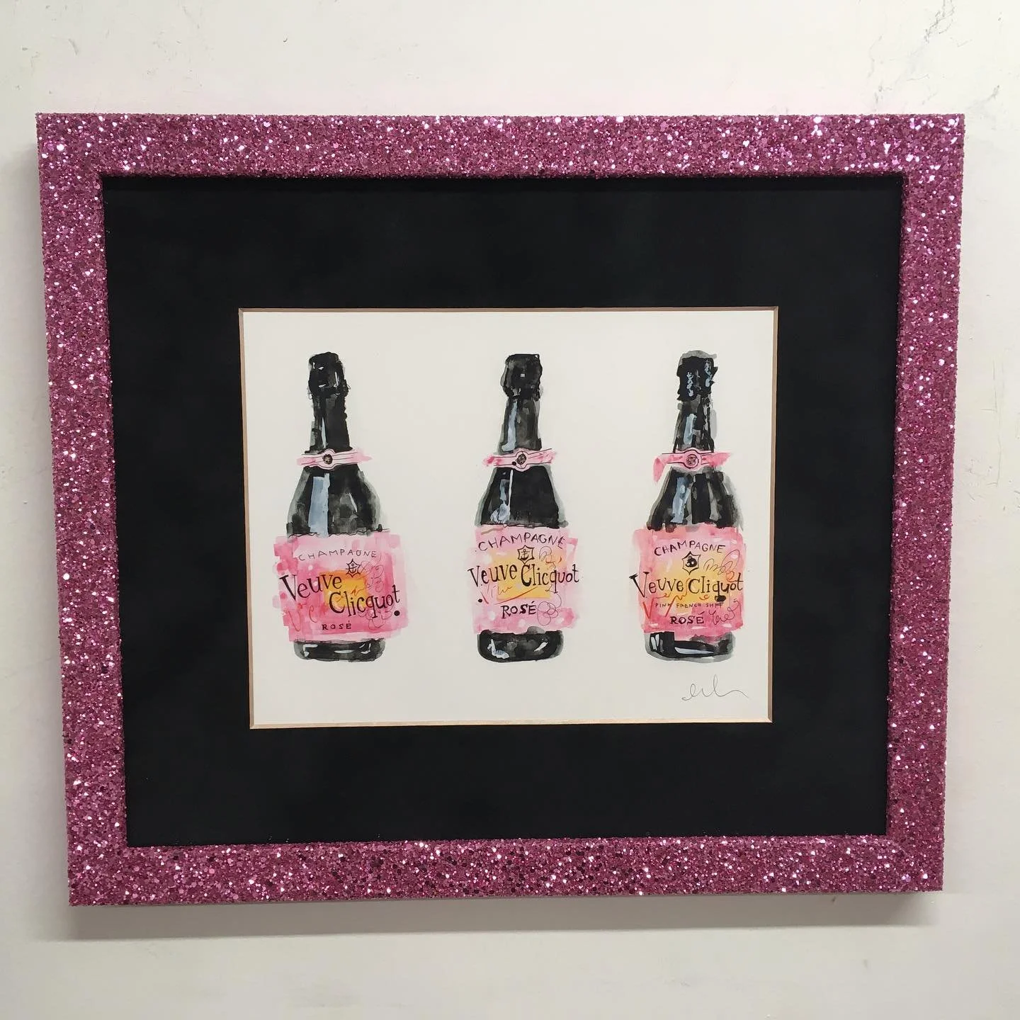Popping bottles for the beginning of pride! 🍾

Come on by and frame with all the colors of the rainbow 🌈 

Art by @ashleyeisenmanart