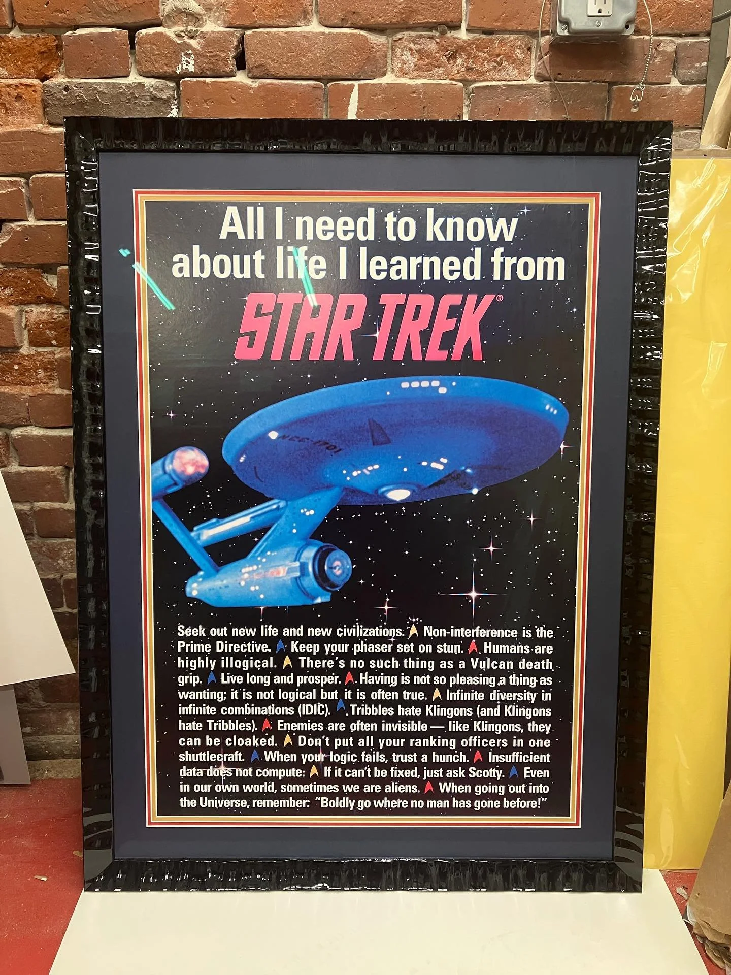 Framing: the final frontier! We loved getting to work on this vintage Star Trek poster! 

Moulding by @romamoulding 

#startrek #startrektos