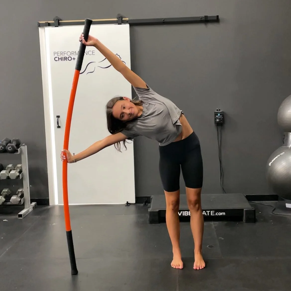 Who else is stretching this weekend?! 🤸&zwj;♀️ 🧘🏻&zwj;♀️ 

Have fun at Nationals this coming week @kendraahring!! 
#mobility #stickmobility #bowandarrow #stretch #weekend #vibes #vibinout #dance #dancer #nationals #dancers #move #movement #feelgoo