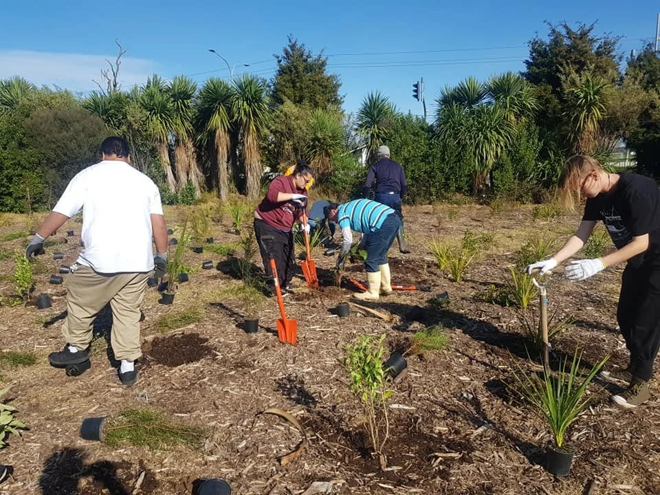 Community gardening 3.jpg