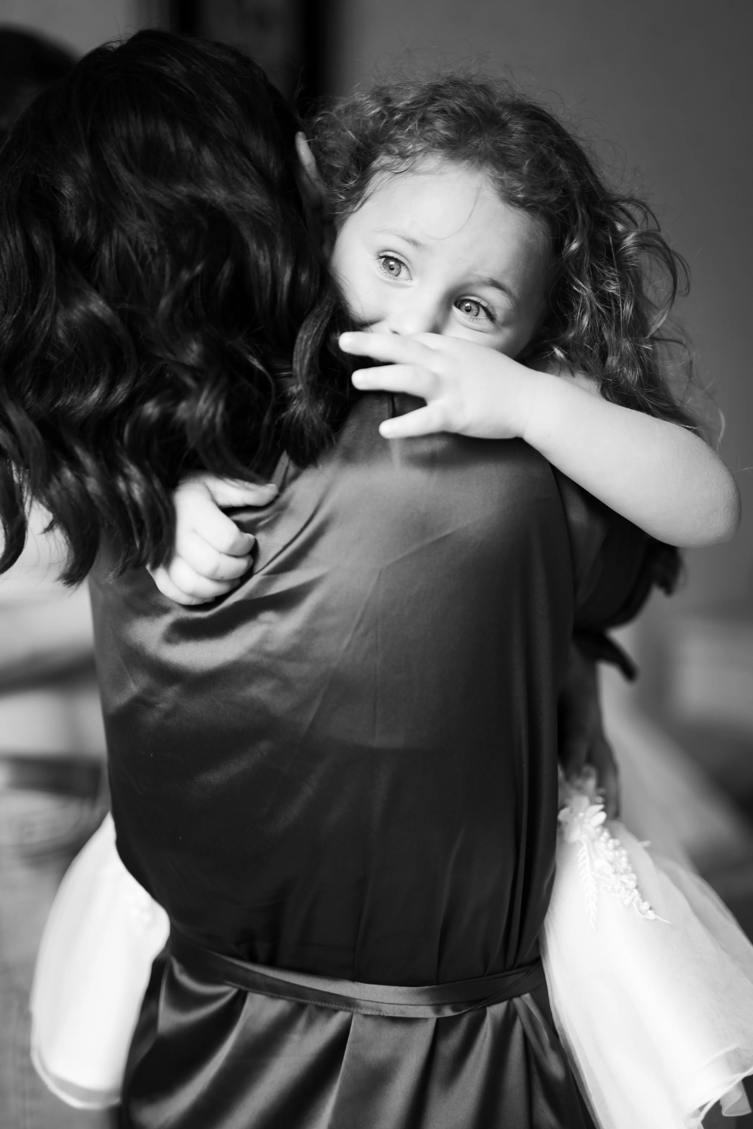 Il valore del silenzio in un matrimonio: raccontare senza invadere 