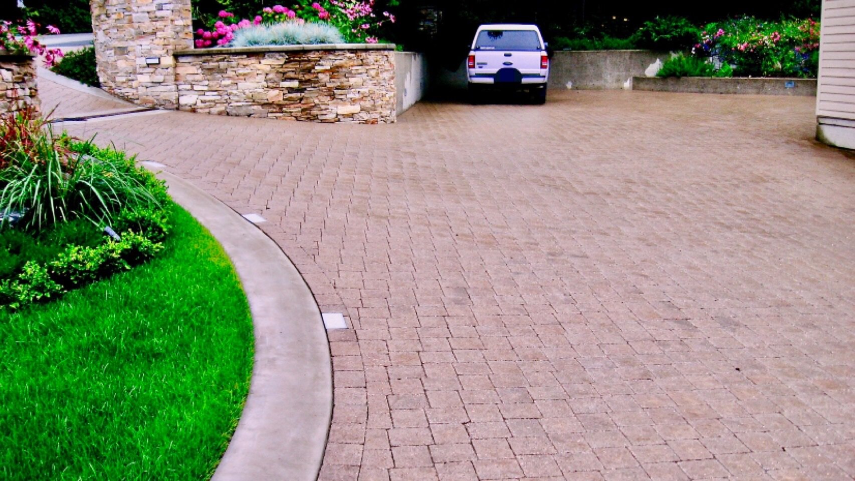 driveway with Old country