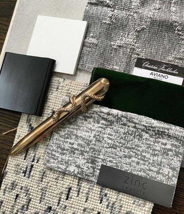 One of the many design schemes we are currently finalizing for a gorgeous home set to complete this summer ✨✨✨ This is the palette for the study...rich textures with an accent of forest green velvet!
.
.
.
.
.
.
.
.
.
#mytradhome #newyorkinteriors #i