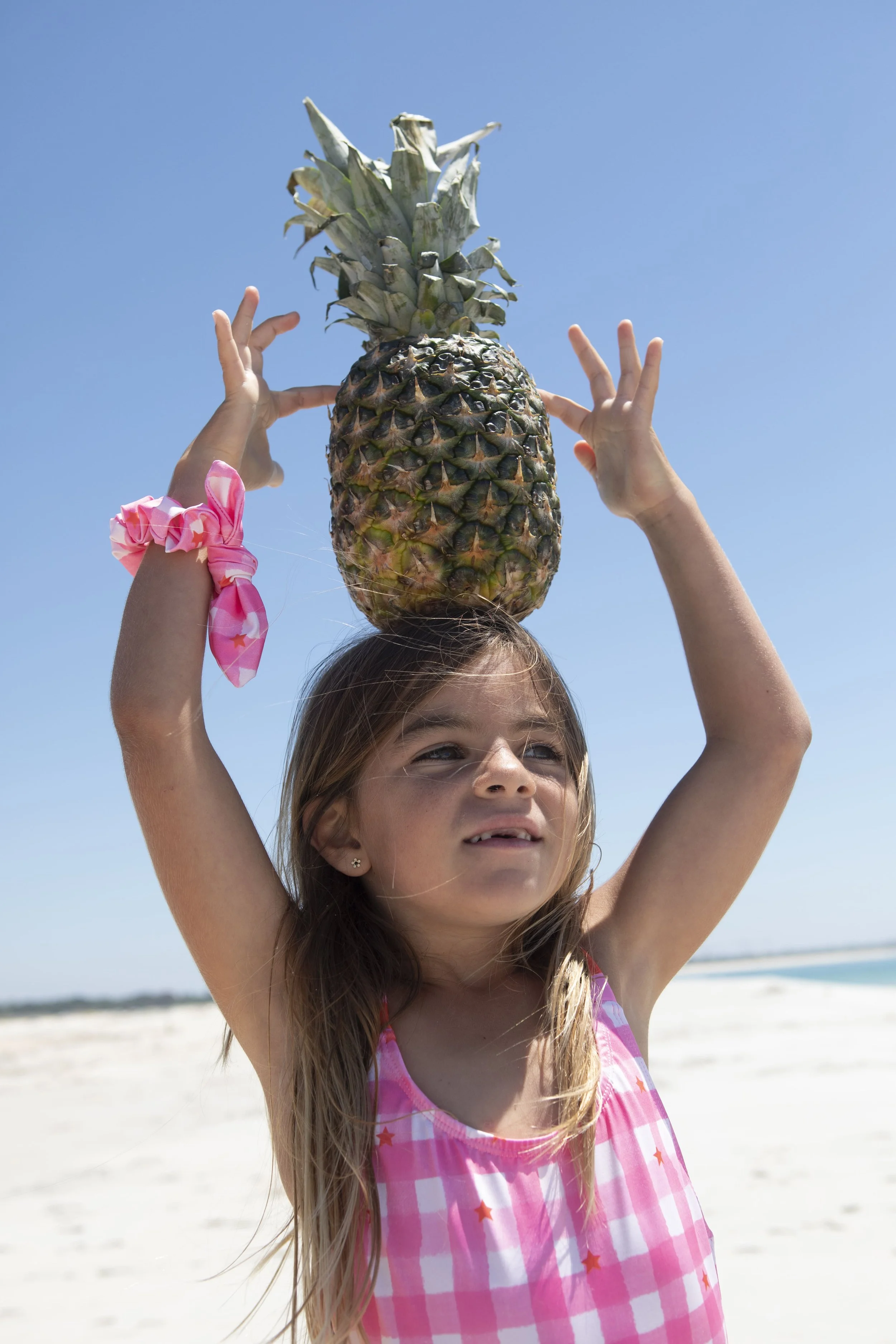 GIG-SC-Gingham stars scrunchie-c.jpg
