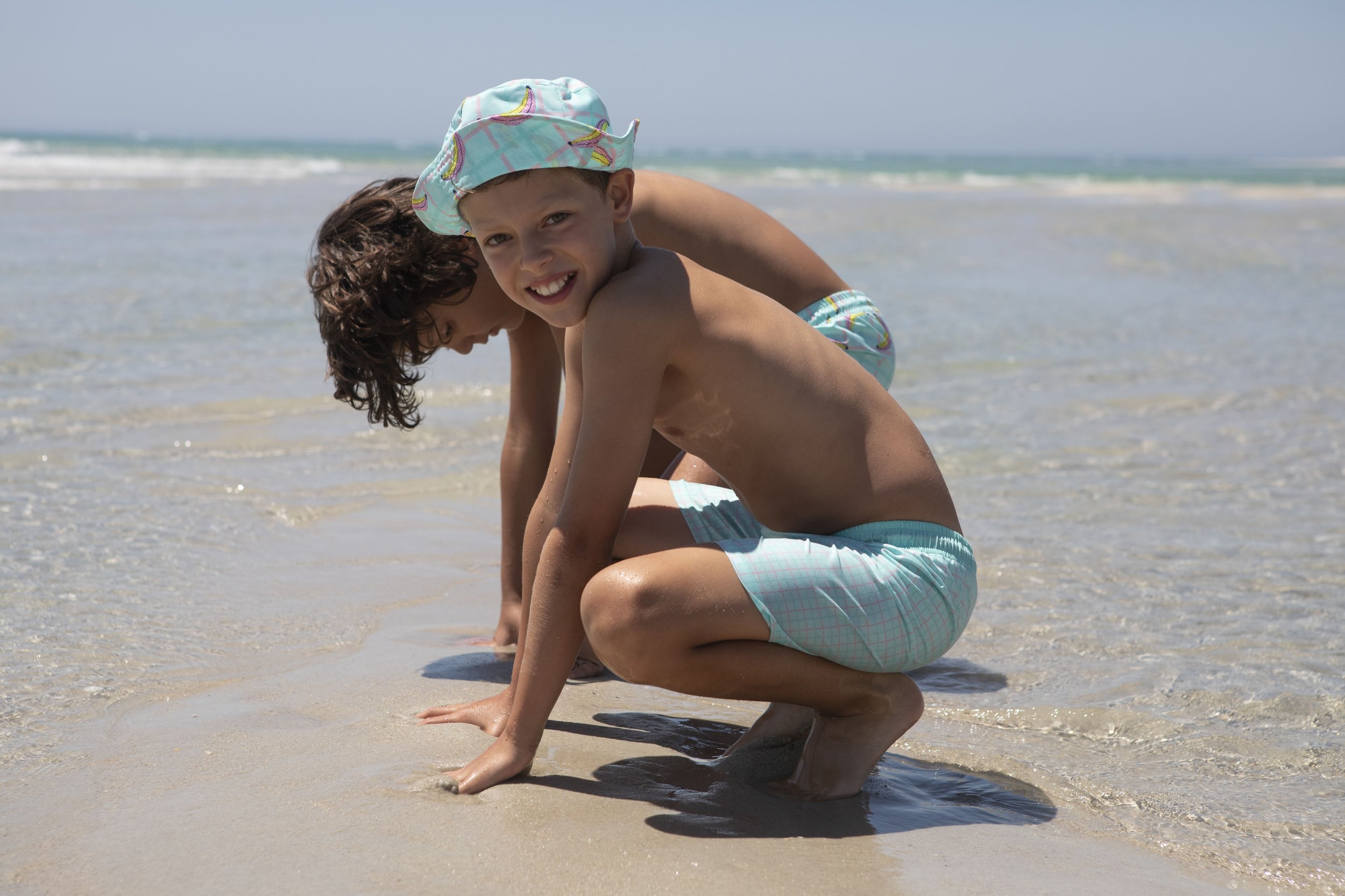 BAG-B-V1-Gingham splash classic swim shorts-c.jpg