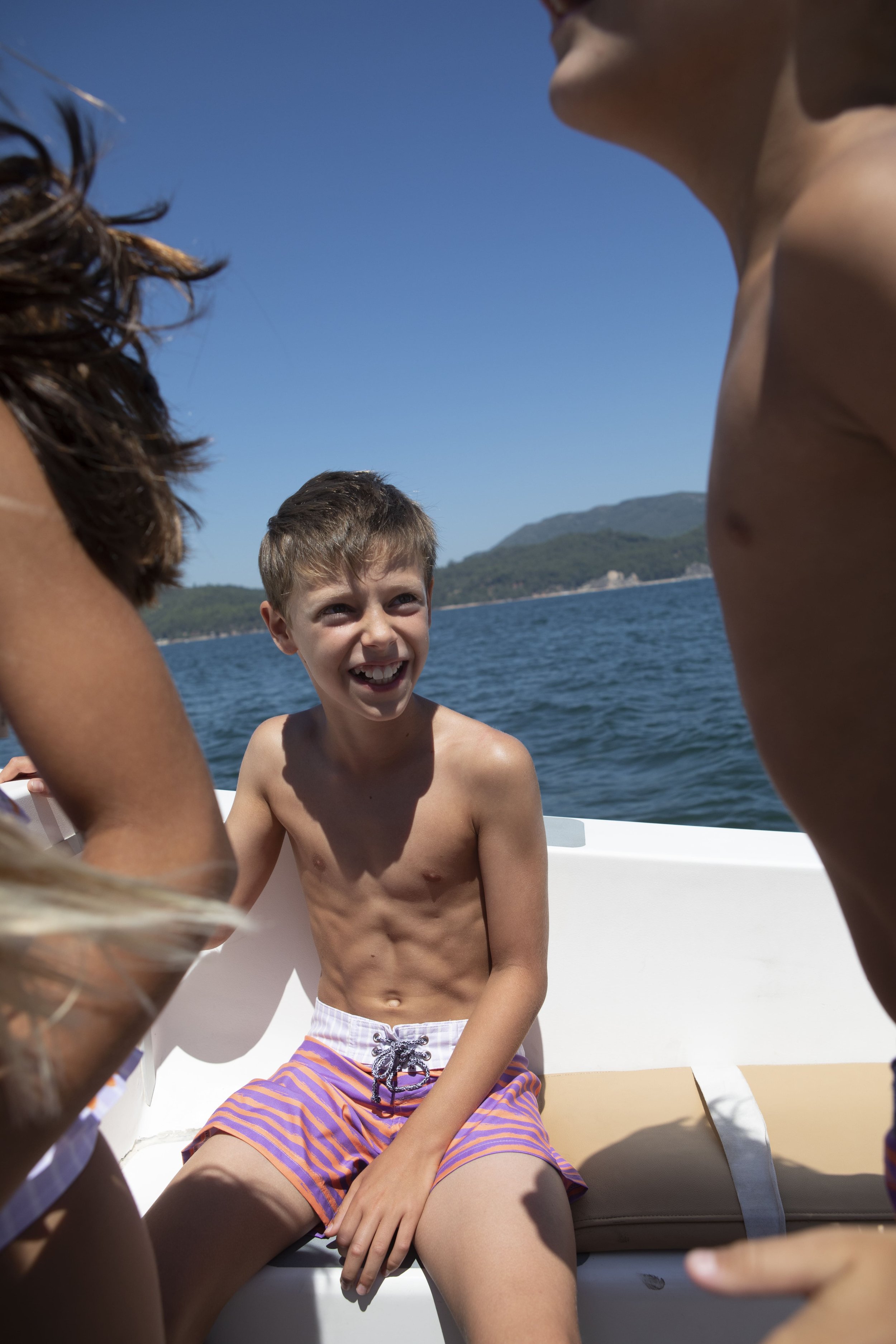 LAV-B-V2-Lavander stripes surfer swim shorts-f.jpg (cópia)