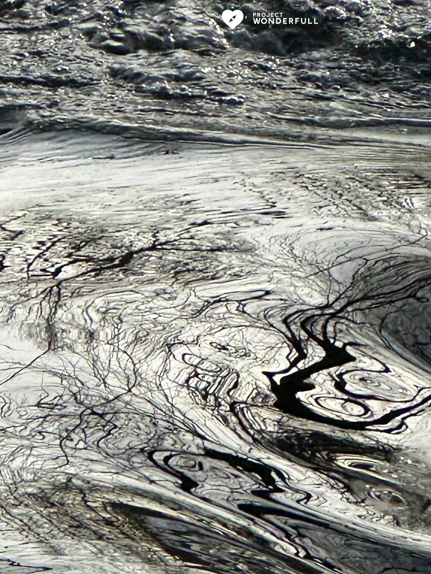 A heart in flow for you today&hellip; May there be synchronicities like this was for me, for you today. #naturallyformedheart 
#beautyheals 
 
Today&rsquo;s WonderFULL: Heart in Flow

(Ridgewood, NJ) 

Have a wonderFULL Friday! 

Sarah Grace 🩵🩵 

P