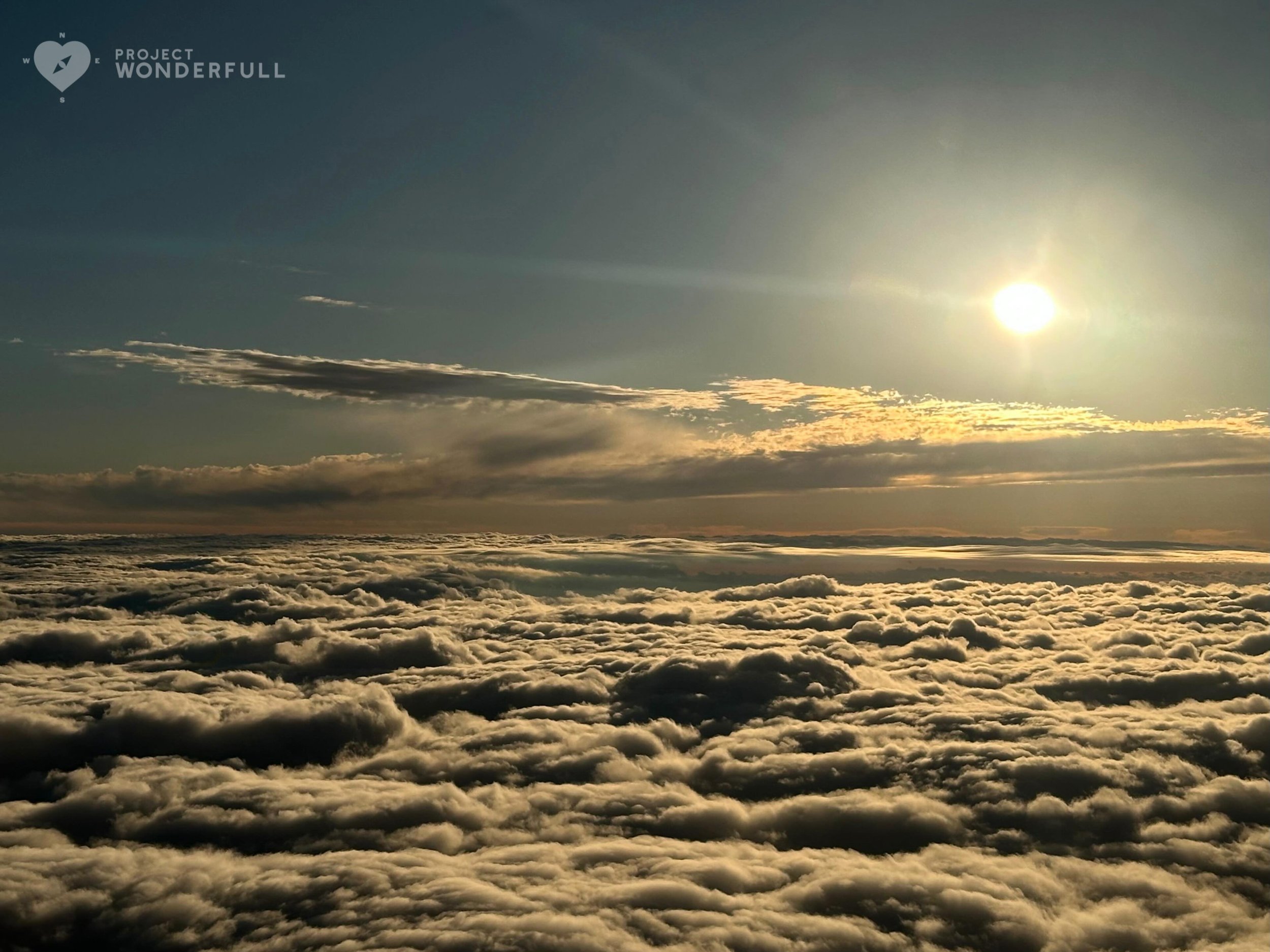 &ldquo;Above the clouds, the sky is always blue.&rdquo; - Richard Bach&hellip;. and the sun is always shining! 
#beautyheals 

Today&rsquo;s WonderFULL: Always Blue and Shining 

(In the Sky, NY)

Have a wonderFULL Monday!

Sarah Grace 🩵🩵 

P.S. Sh