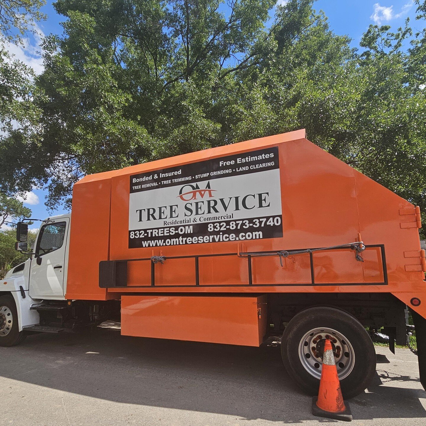 OM Tree Service
832-TREES-OM
832-873-3766
Free Estimates on Tree Removal and Tree Trimming.
http://omtreeservice.com
http://g.page/omtreeservice
https://bio.site/omtreeservice