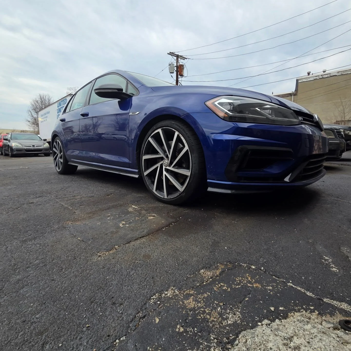 Client towed in his mk7.5 Golf R for his clutch pedal being stuck to the floor. As you can see from the photos it was a failed slave and leaked out. Our client decided to upgrade his clutch at this point and decided to go with a @southbendclutch stag