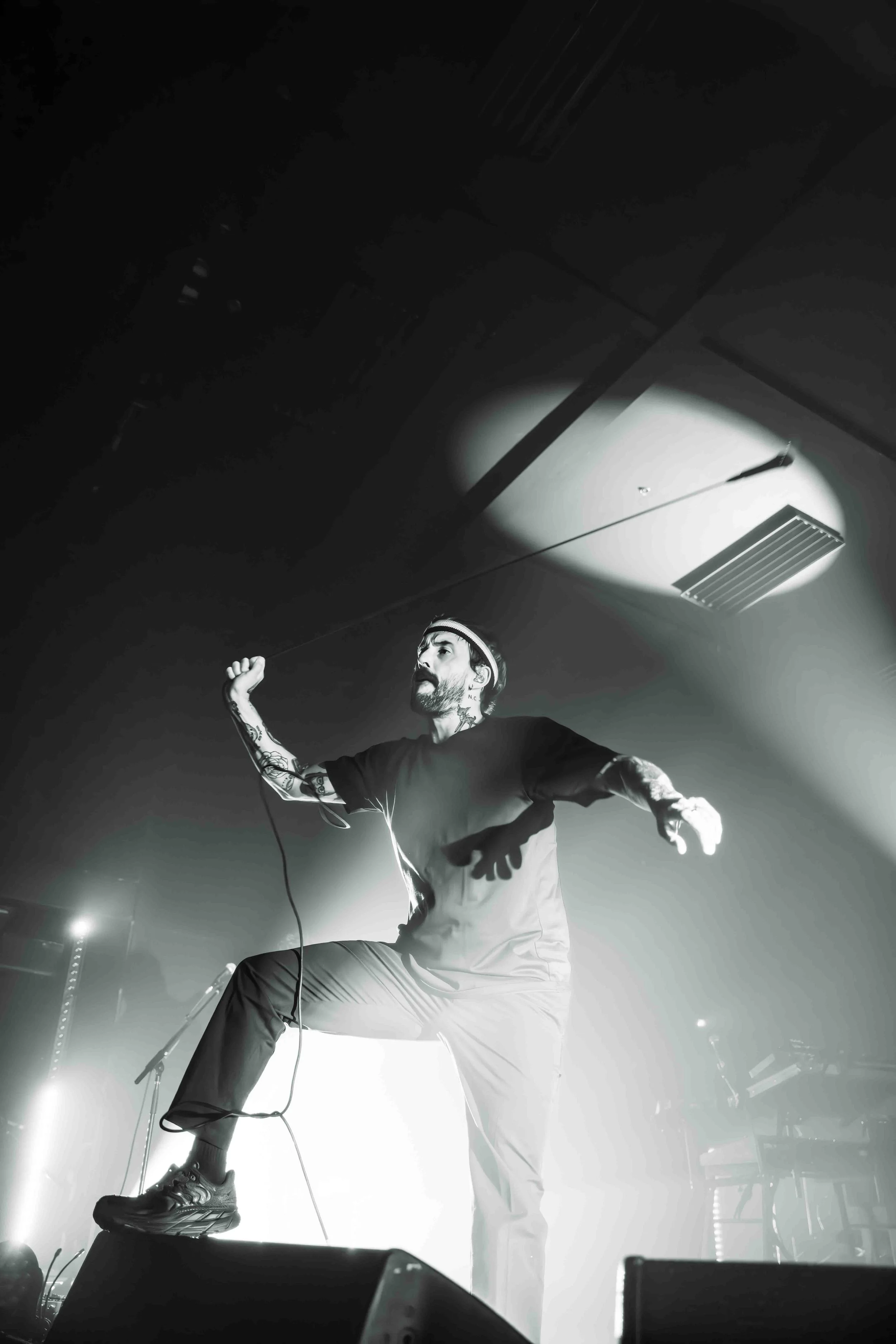 IDLES-12.jpg