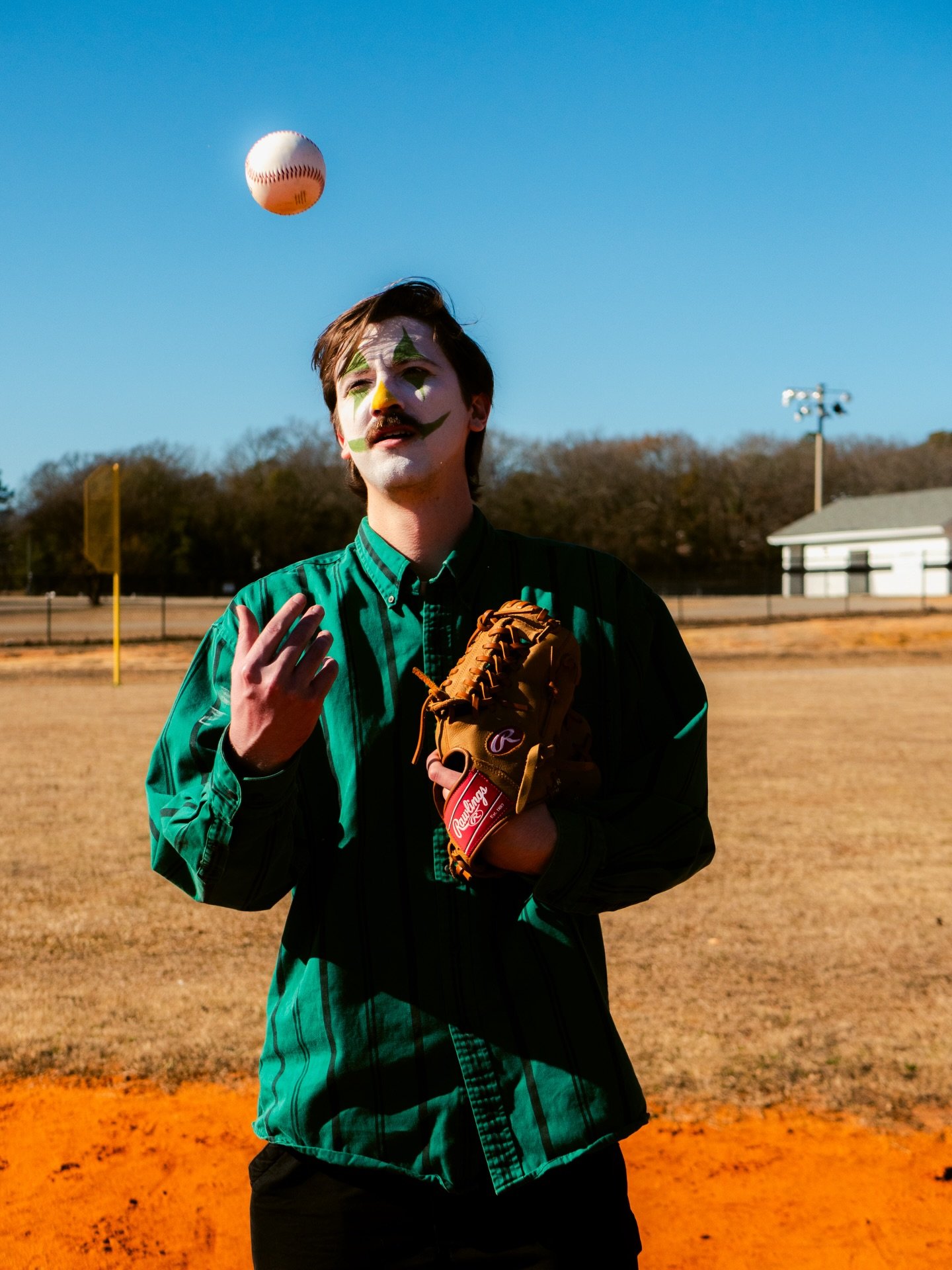 baseball season is upon us ⚾️💥 

Columbia friends - catch us opening for @benkweller tomorrow night at @newbrooklandtavern - we play at 6:30pm

Friends everywhere - please pre-save our new song &ldquo;Clown&rdquo; - out April Fool&rsquo;s Day

📸 - 