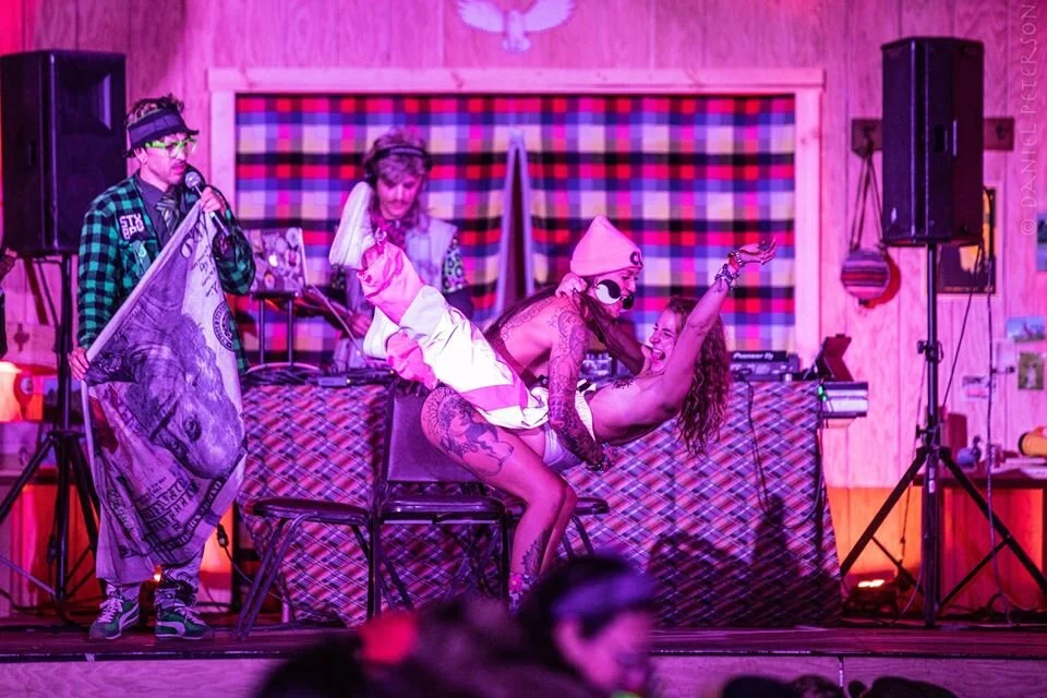 Participants having a blast in the “Lapdance for Your Life” competition, where they got the chance to put to use some of the skills they learned in our “Twerkaholicz” workshop led by a professional dance crew.