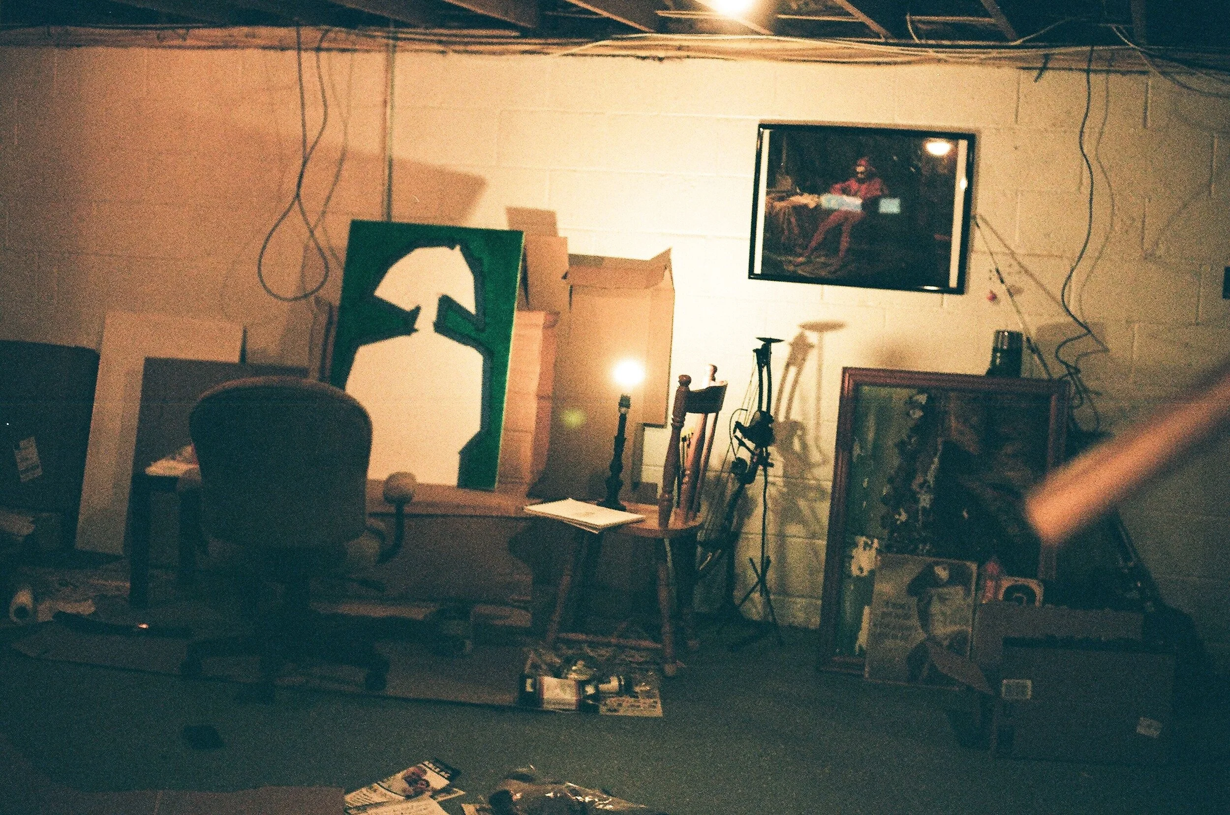 My Dungeon- I mean, my painting setup