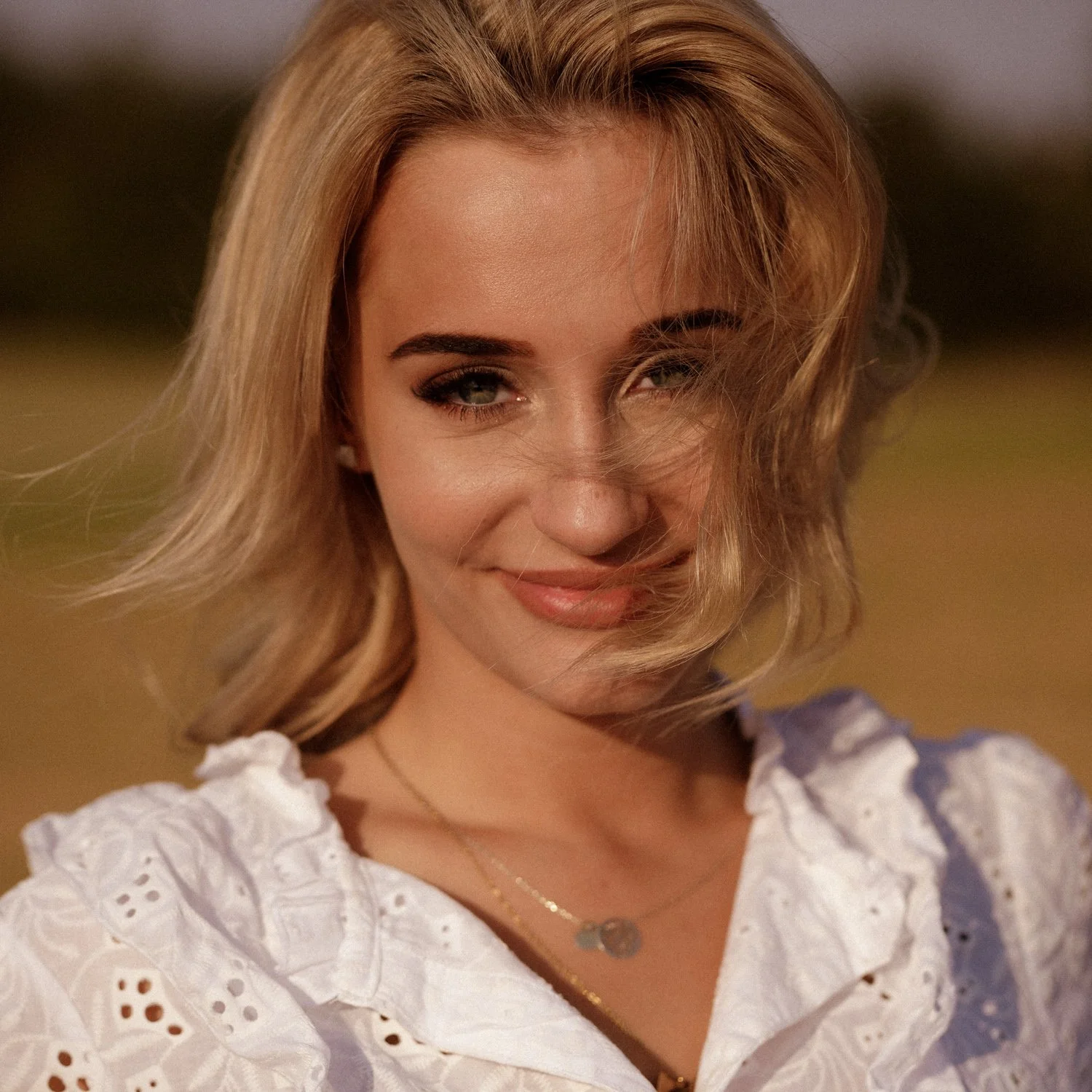 _ZKL6893 kwadrat.jpg