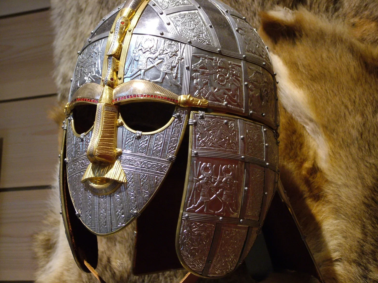 sutton-hoo-helmet-4.webp