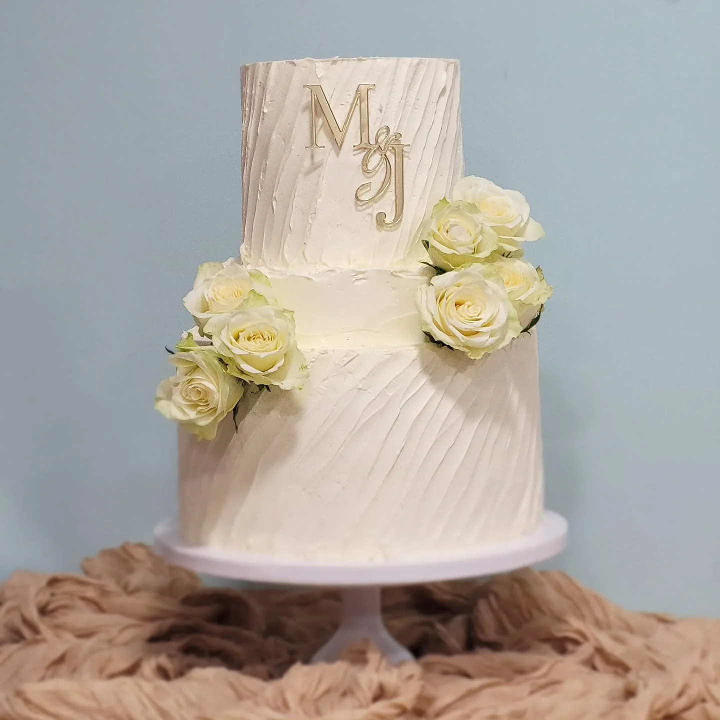 M&amp;J - Wedding - octobre 2025

Quoi de mieux, pour cloturer une saison des mariages, que de proposer aux invit&eacute;s de M&amp;J le FRAISI PARADIS ? 

Des Fraises belges en compot&eacute;e, un gateau moelleux a la Vanille et une onctueuse ganach