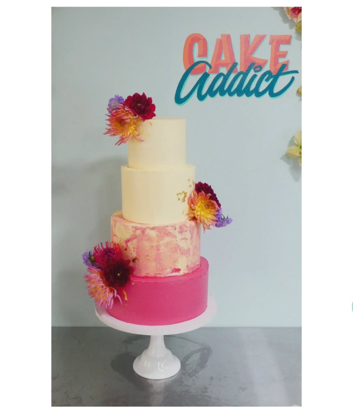 Les belles personnes m&eacute;ritent de beaux gateaux 🥰

Avant d'etre une s&eacute;rie d'ingr&eacute;dients incorpor&eacute;s, m&eacute;lang&eacute;s, cuits, repos&eacute;s, fourr&eacute;s, d&eacute;cor&eacute;s... le  g&acirc;teau de A&amp;T  c'est