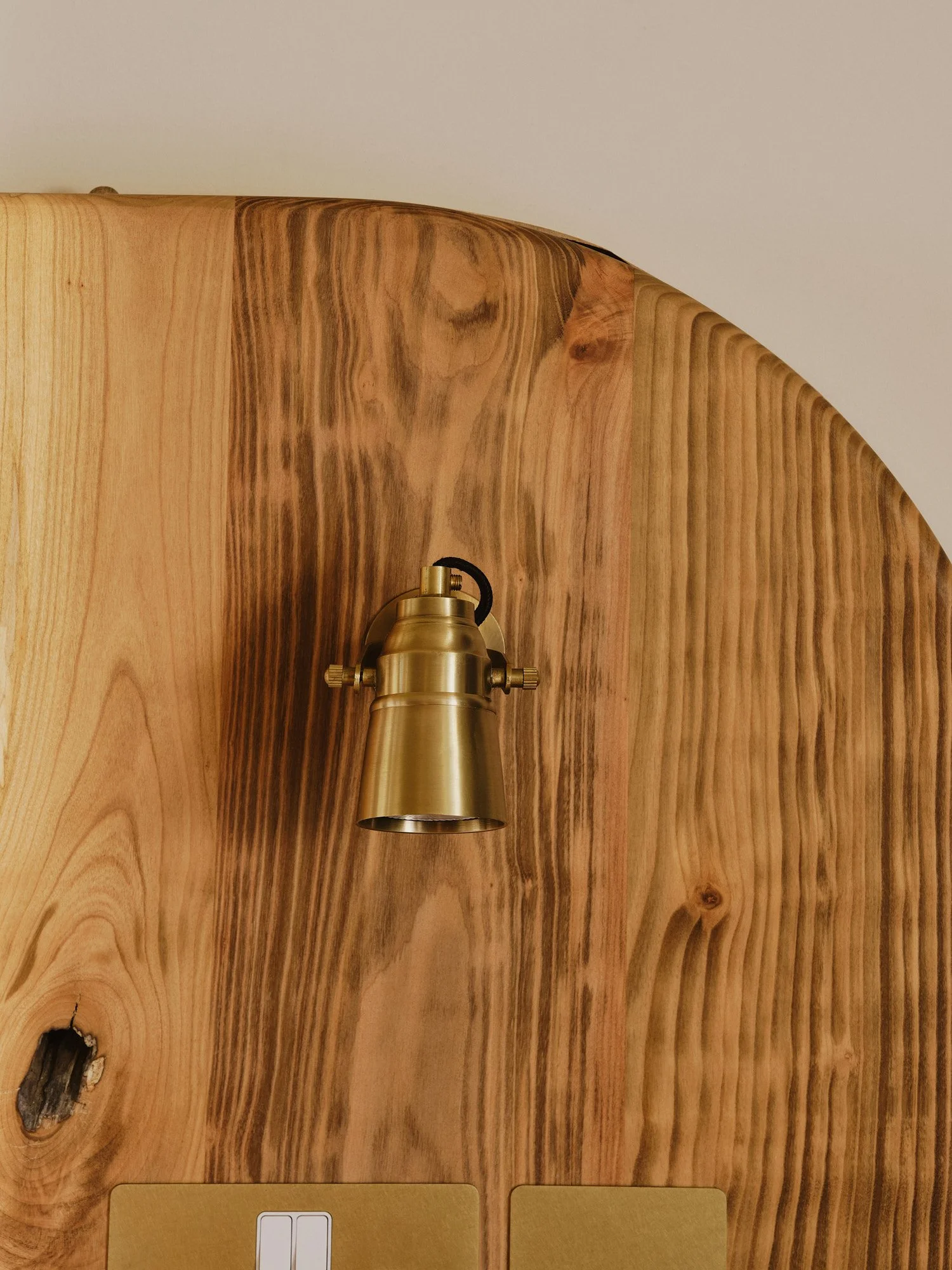 © Beth Davis_Sebastian Cox_Crafted Hotel_29.jpg