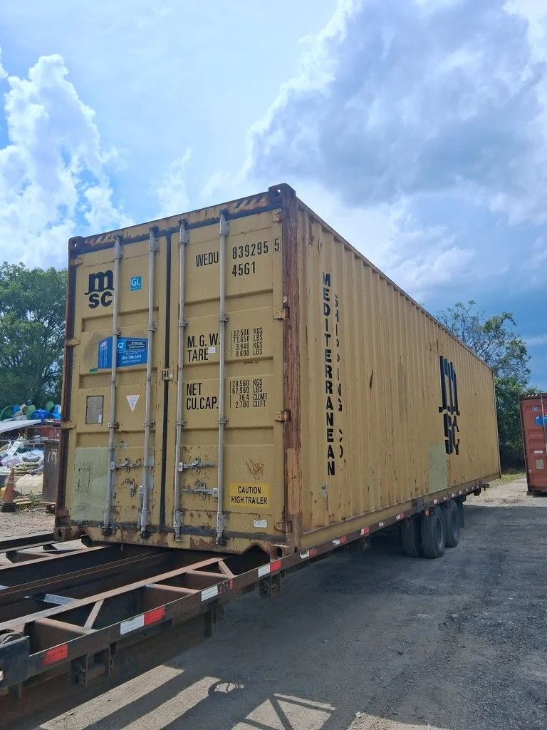 40' x 8' x 9.5' *High Cube Shipping Container #295.5